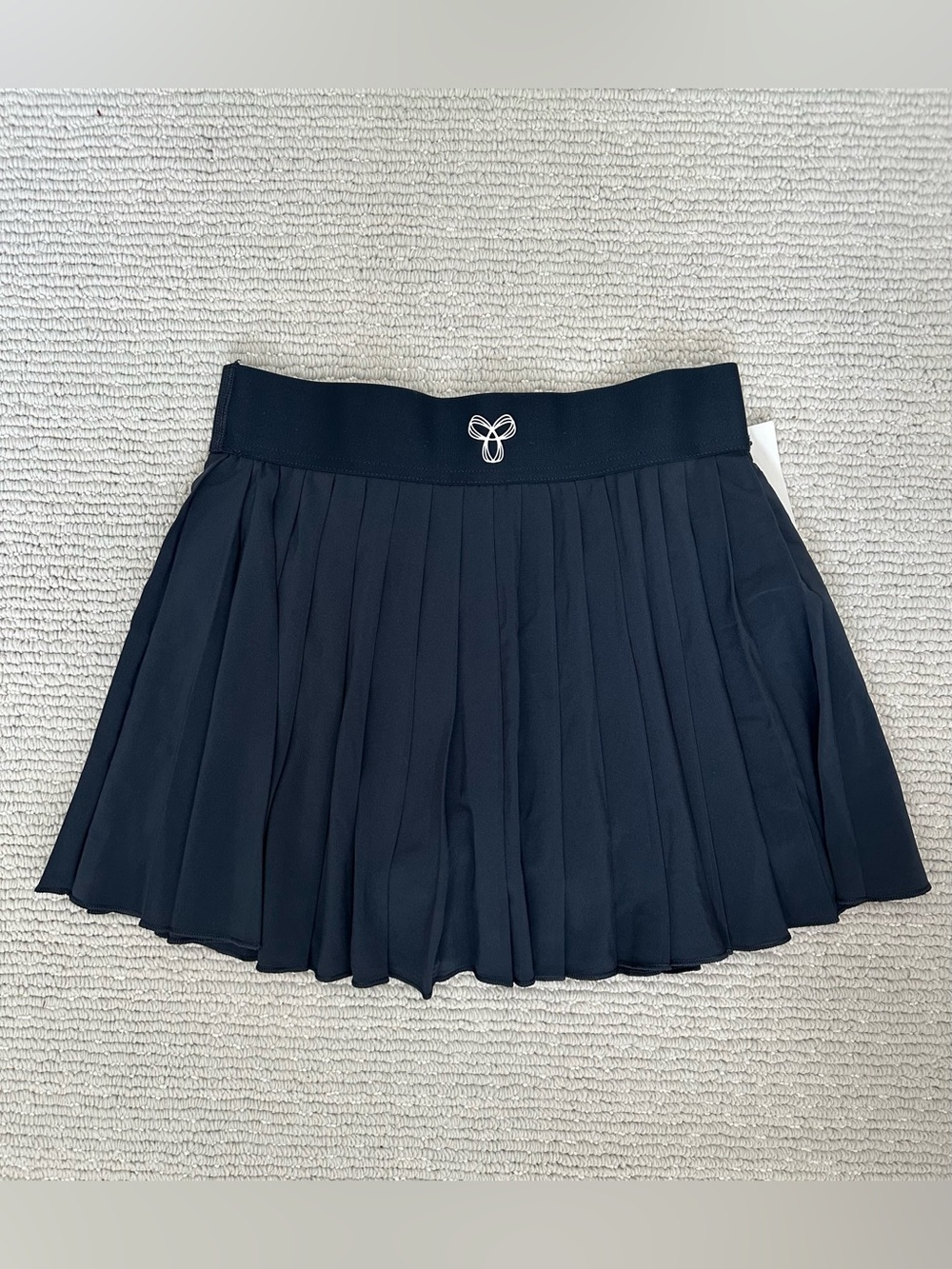 TNA Micro Tennis Skirt - Picture 3 of 6